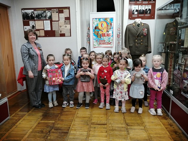 Александровский музей приглашает воспитанников детских садов и учащихся начальных классов на необычное мероприятие «Песни войны».