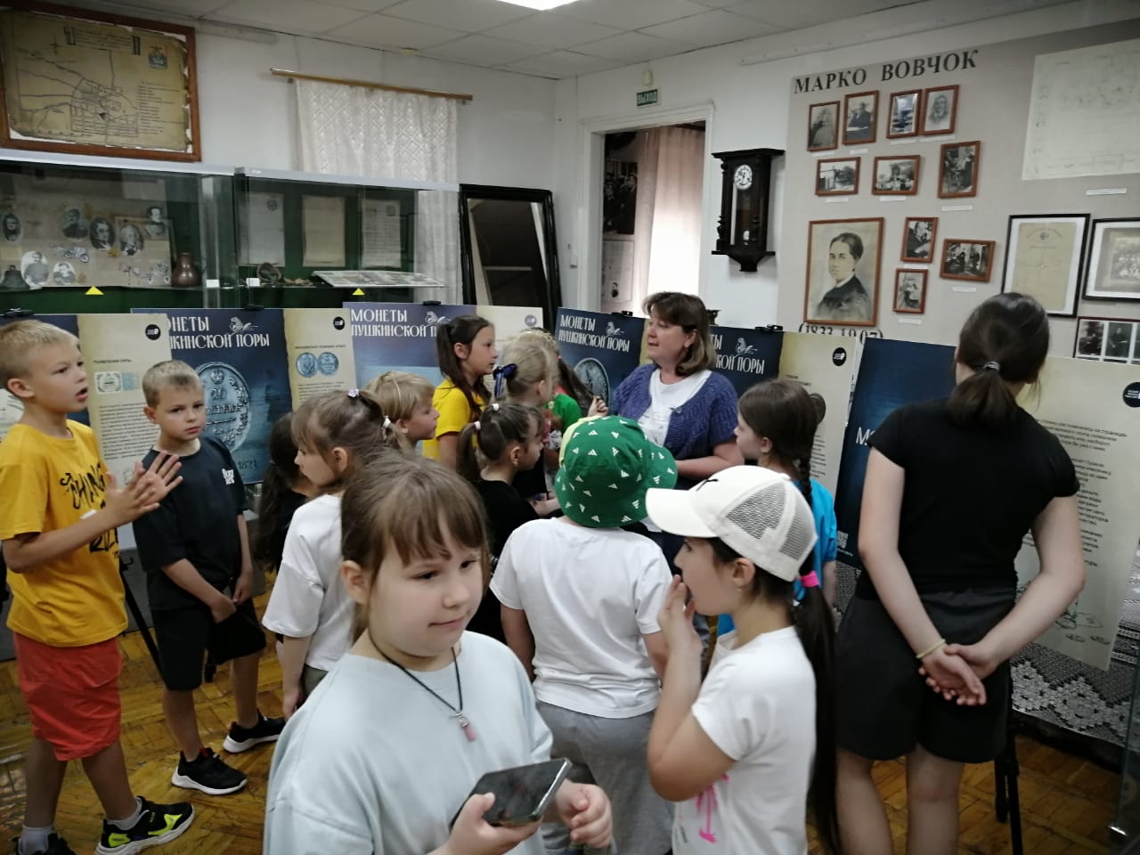 «Там на неведомых дорожках»