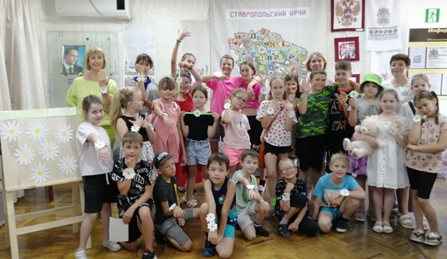 «Все начинается с семьи»