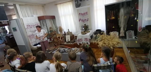 «В крестьянской избе»